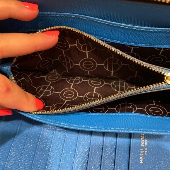 Henri Bendel x James Goldcrown Limited Edition Wallet - Picture 14 of 16